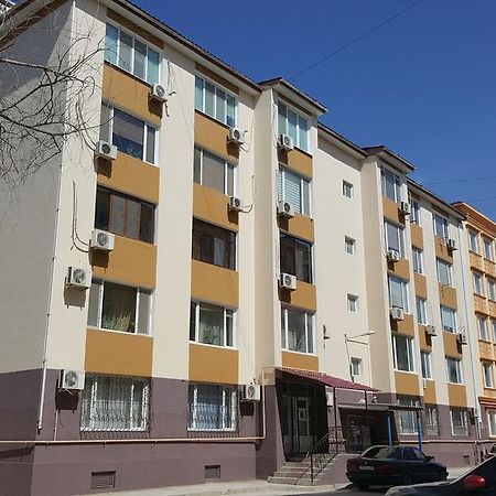 B&B Aktau Не Отель Екстериор снимка